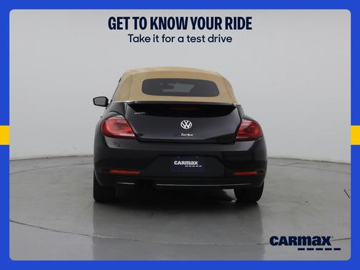 Black 2018 Volkswagen Beetle S