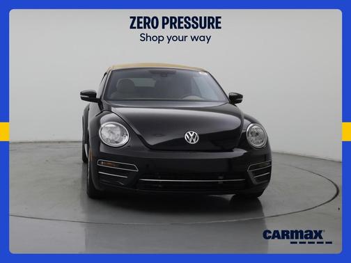 Black 2018 Volkswagen Beetle S