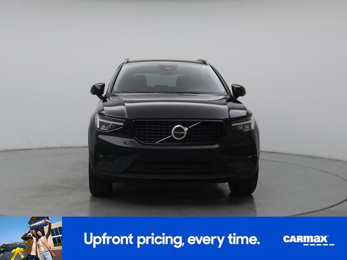 Black 2025 Volvo XC40 B5 Plus Dark Theme