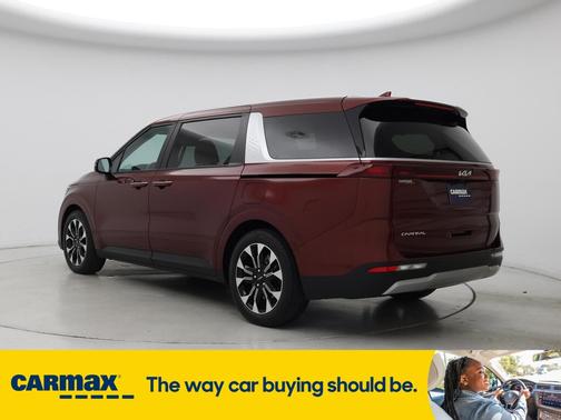 2023 Kia Carnival EX