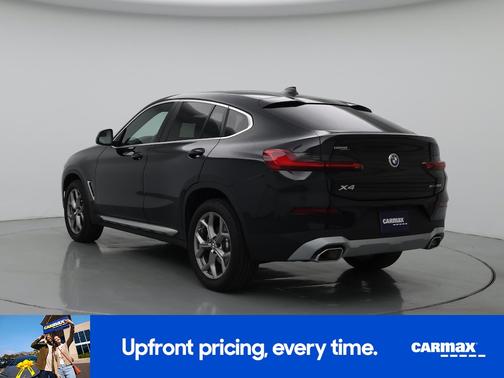 Black 2025 BMW X4 XDrive30i