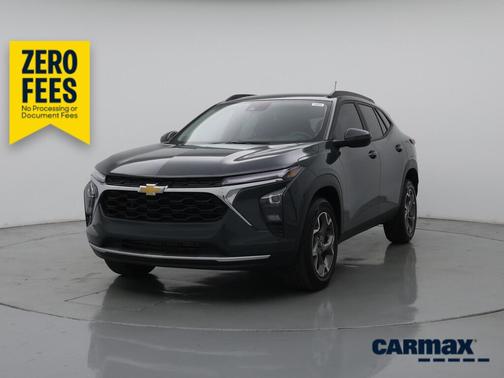 Green 2025 Chevrolet Trax LT