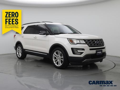 White 2016 Ford Explorer XLT