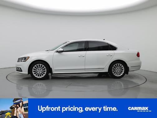 White 2016 Volkswagen Passat SE w/Tech