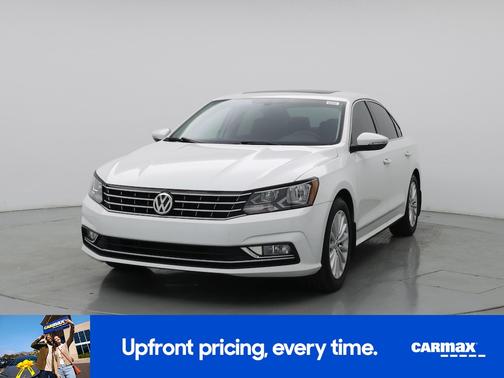 White 2016 Volkswagen Passat SE w/Tech