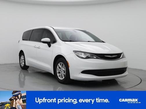 2021 Chrysler Voyager LX