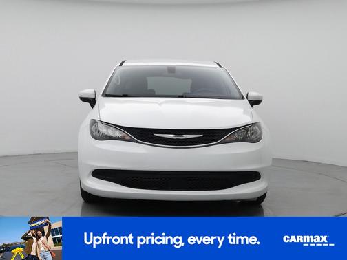 2021 Chrysler Voyager LX