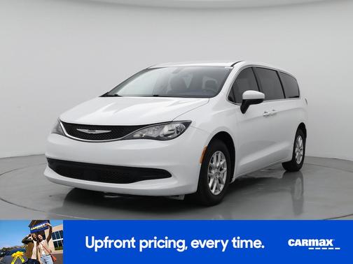 2021 Chrysler Voyager LX