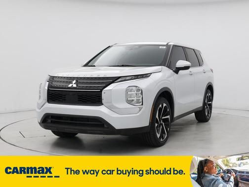 2022 Mitsubishi Outlander ES
