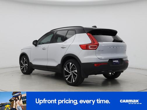 2021 Volvo XC40 T5 R-Design