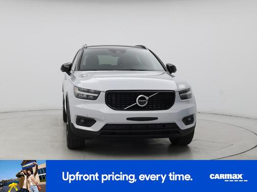 2021 Volvo XC40 T5 R-Design