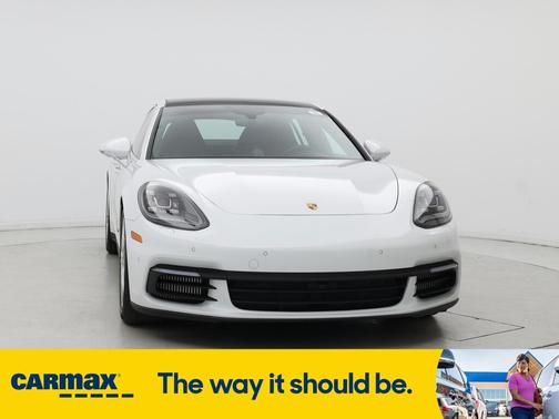 2018 Porsche Panamera 4S