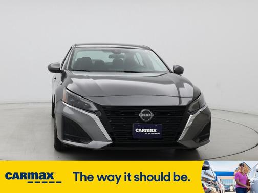 2023 Nissan Altima SV