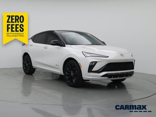 White 2024 Buick Envista Avenir