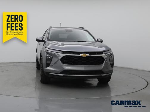 Gray 2025 Chevrolet Trax LT