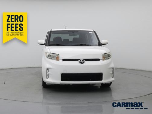 White 2014 Scion xB