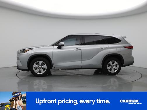 Silver 2021 Toyota Highlander L