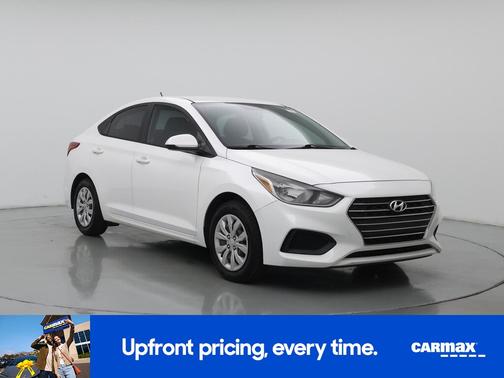 White 2020 Hyundai Accent SE