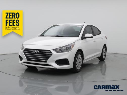 White 2020 Hyundai Accent SE