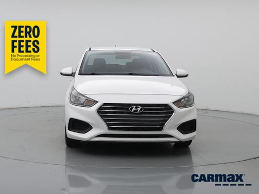 White 2020 Hyundai Accent SE