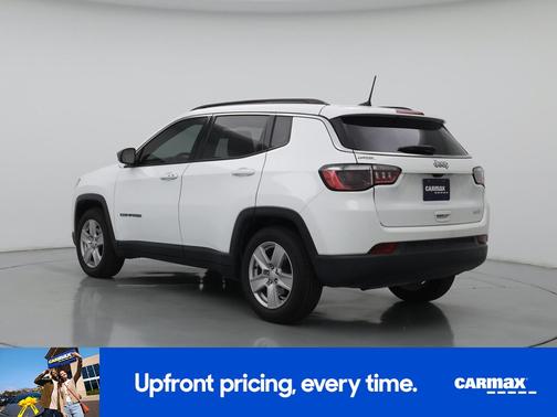 White 2022 Jeep Compass Latitude