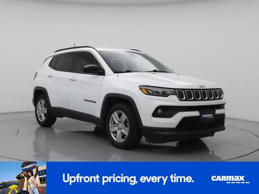 White 2022 Jeep Compass Latitude