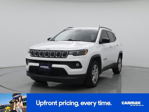 White 2022 Jeep Compass Latitude