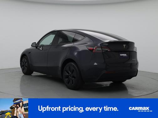 Gray 2024 Tesla Model Y Long Range