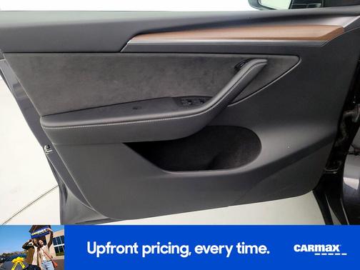 Gray 2024 Tesla Model Y Long Range