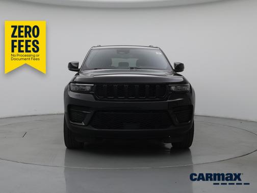 Black 2022 Jeep Grand Cherokee Altitude