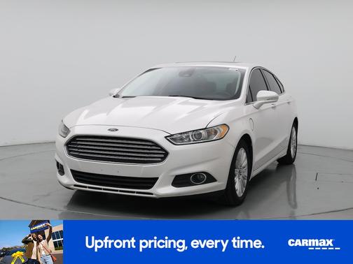 White 2016 Ford Fusion Energi SE