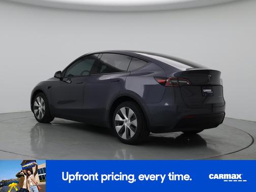 Gray 2023 Tesla Model Y Long Range