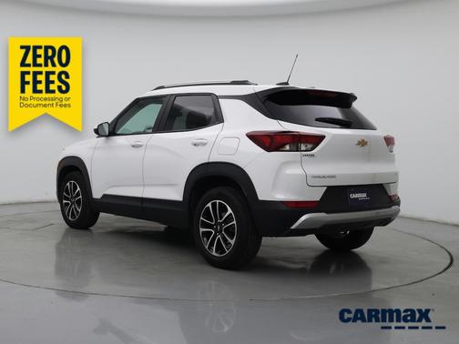 White 2025 Chevrolet Trailblazer LT