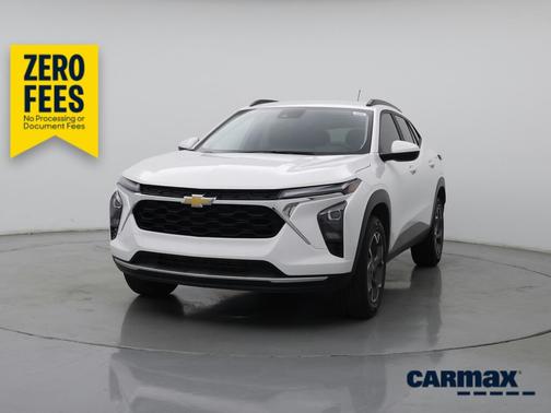 White 2025 Chevrolet Trax LT