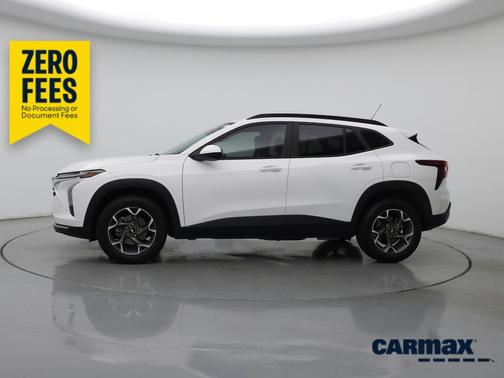 White 2025 Chevrolet Trax LT