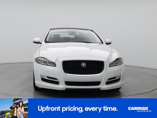 White 2019 Jaguar XJ R-Sport