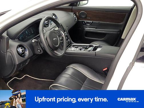 White 2019 Jaguar XJ R-Sport