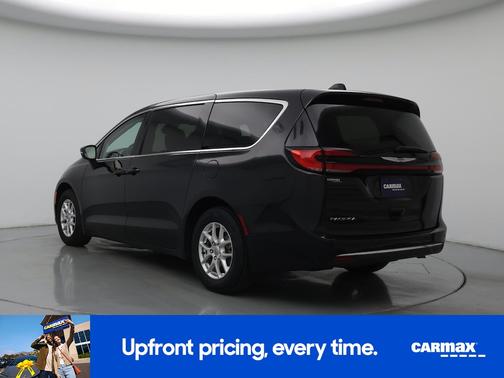 Black 2023 Chrysler Pacifica Touring L