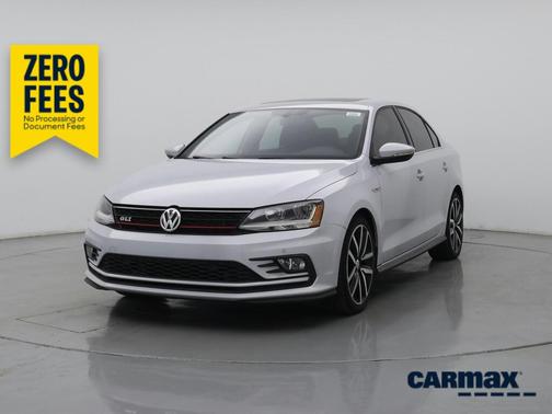White 2018 Volkswagen Jetta GLI