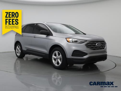 Silver 2022 Ford Edge SE