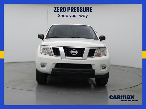 White 2016 Nissan Frontier Desert Runner
