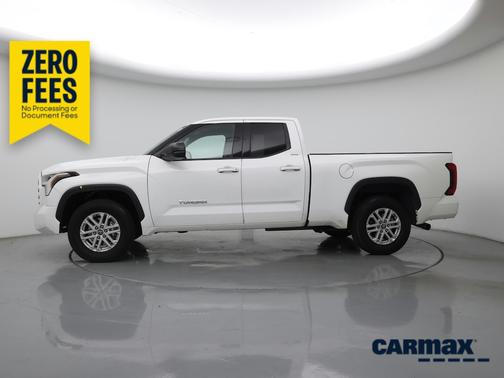 White 2022 Toyota Tundra SR5