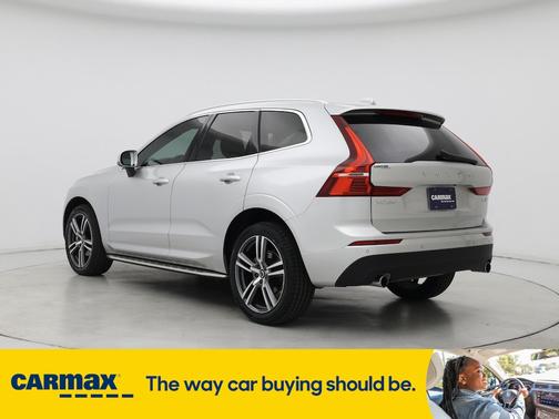 2021 Volvo XC60 T5 Momentum