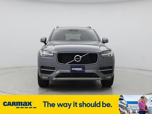2018 Volvo XC90 T5 Momentum