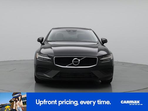 2020 Volvo S60 T5 Momentum