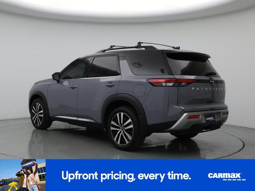 Gray 2024 Nissan Pathfinder Platinum