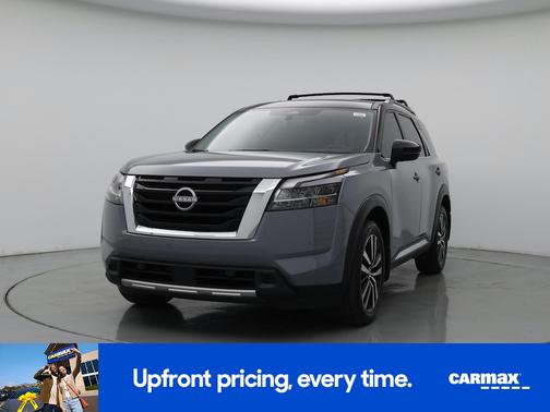 Gray 2024 Nissan Pathfinder Platinum