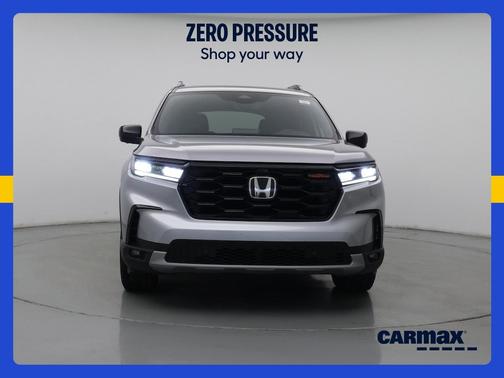 Silver 2025 Honda Pilot Trailsport