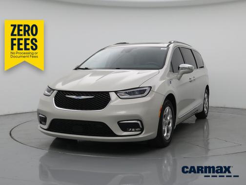 White 2021 Chrysler Pacifica Hybrid Limited