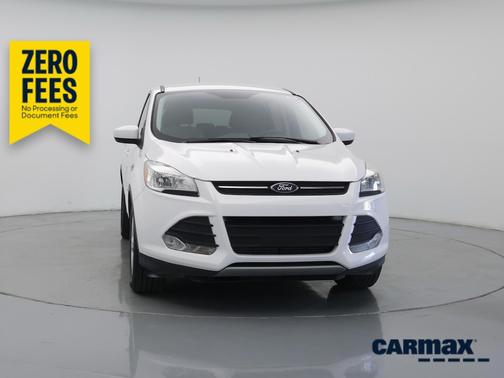 White 2015 Ford Escape SE